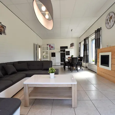 Nyaraló Luxury House In South Limburg , Cleaning Included