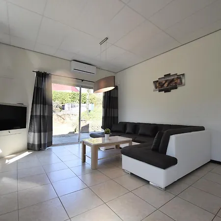 Nyaraló Luxury House In South Limburg , Cleaning Included
